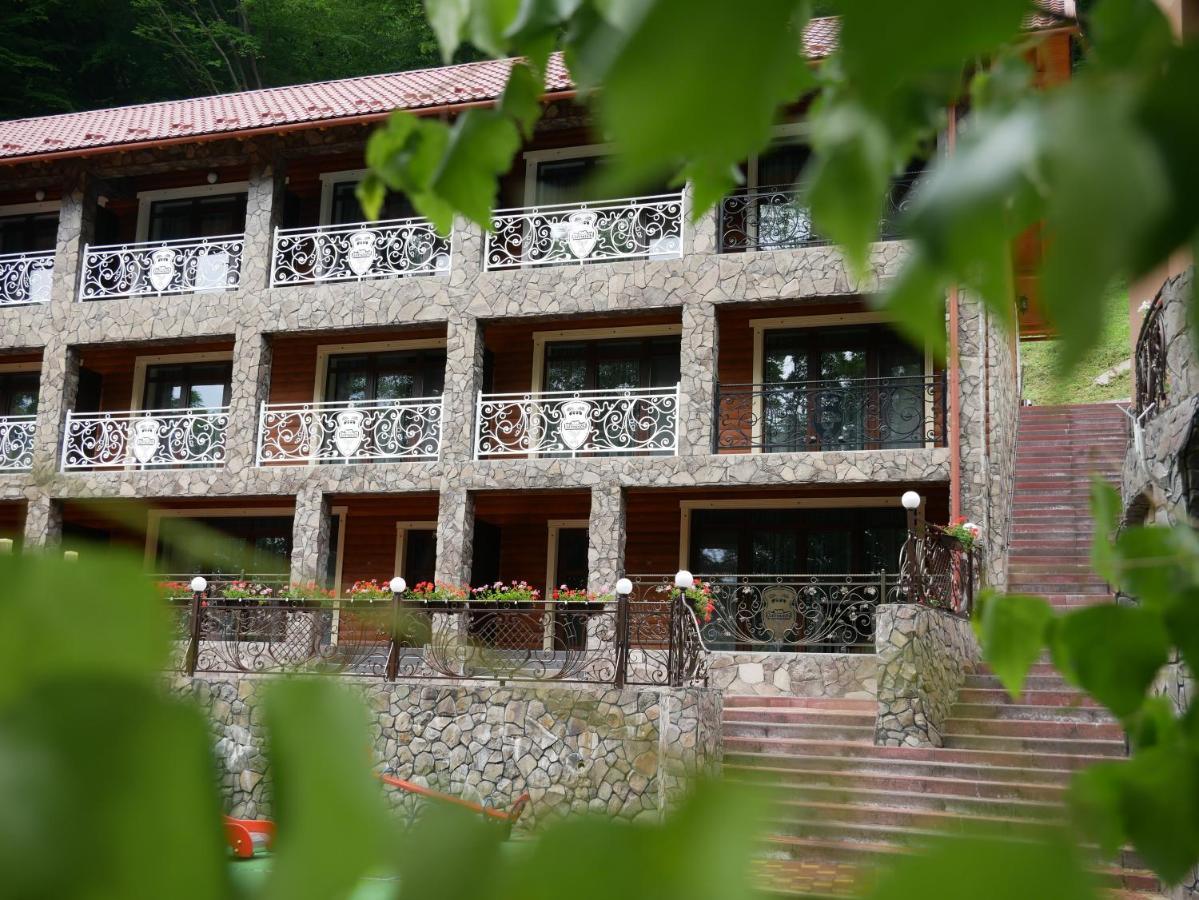 Hotel Zatyshok Swaljawa Exterior foto